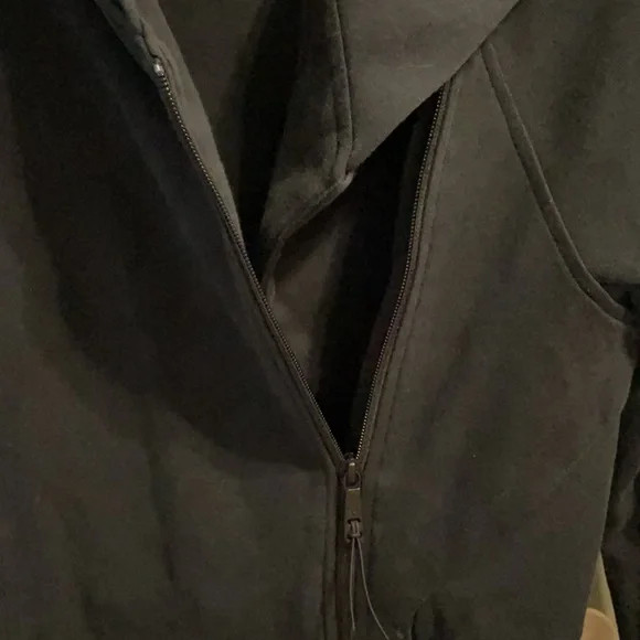 Nike Tech Aeroshield Moto Cape Jacket - Picture 9 of 10